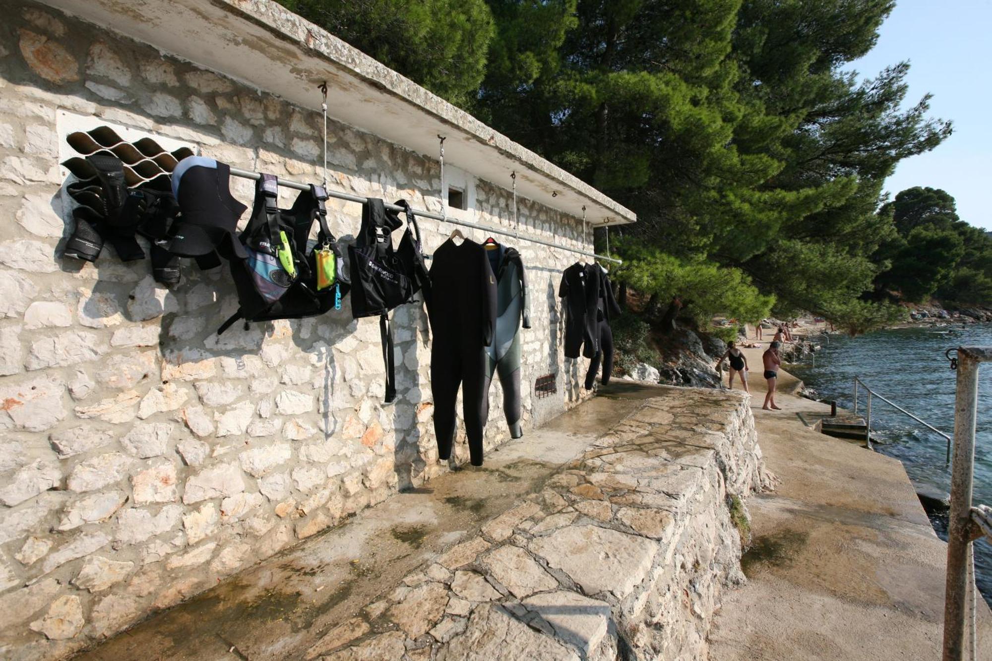 Hotel Sali Bagian luar foto